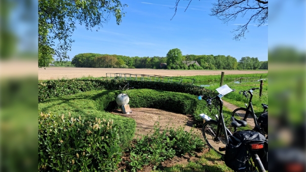 Langs oorlogsmonumenten