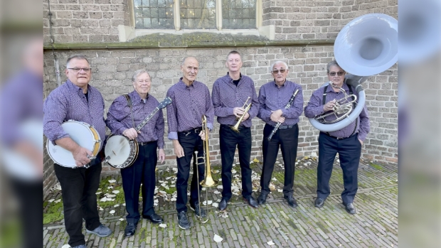 OLD IEZER JAZZBAND