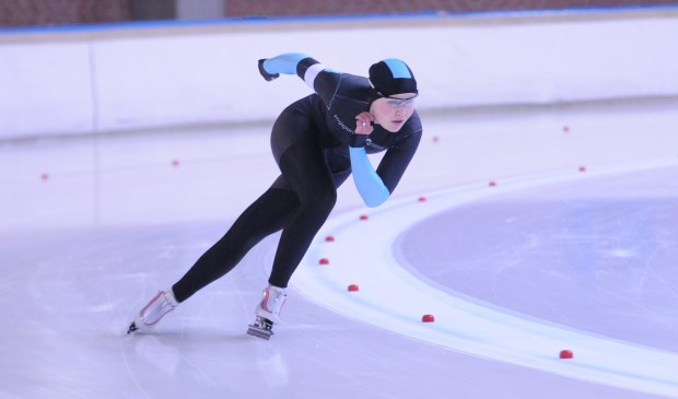 Rachelle van de Griek werd zondag tweede bij het Nederlands Kampioenschap Junioren Allround in Deventer.