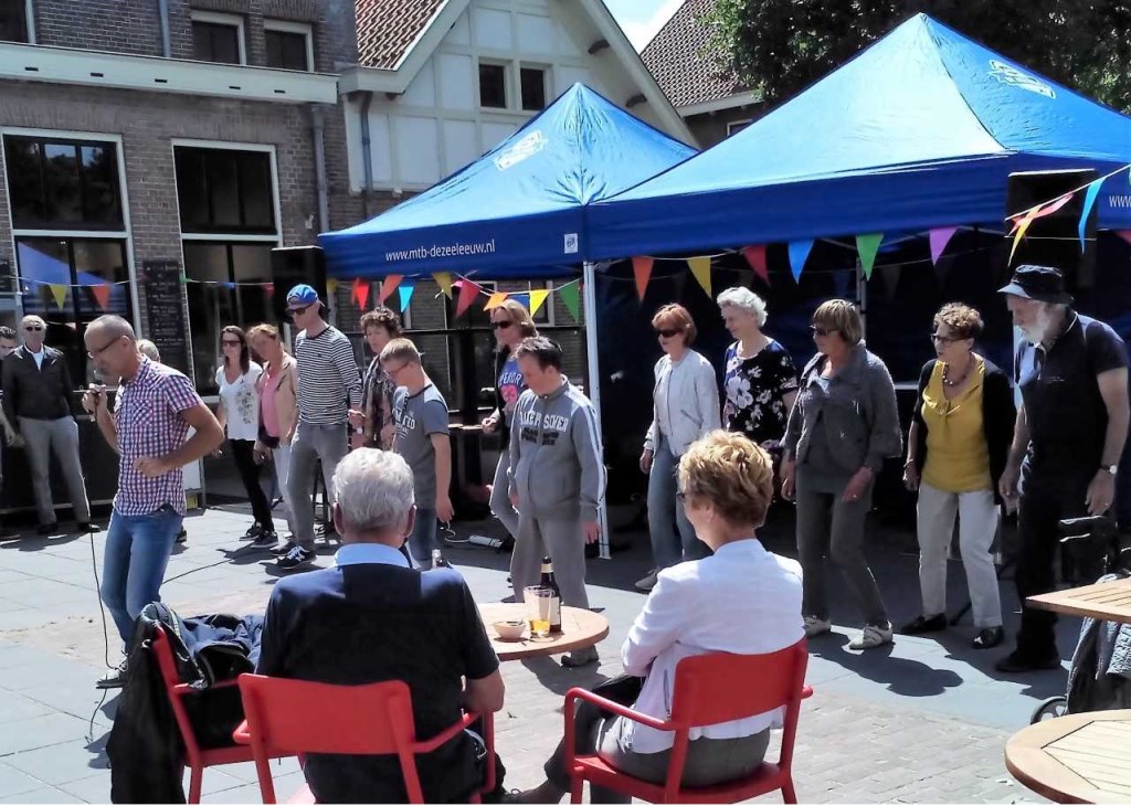 Hans Vos, de allround dansinstructeur.