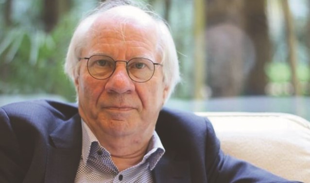 Jan Brokken geeft een lezing over zijn nieuwe boek.