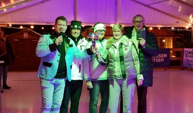 Team Baan 5 won het eerste Fluitketelcurl Toernooi van Heiloo.
