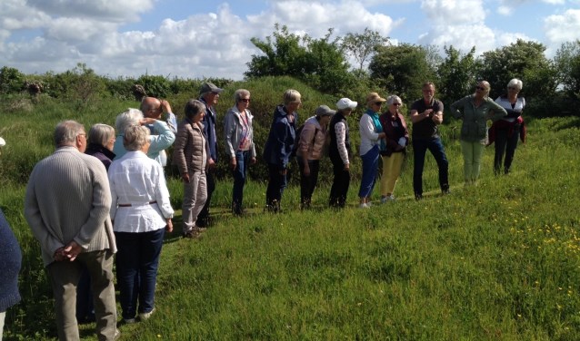 Groep van Gezond Natuur Wandelen bij Egmond Binnen
