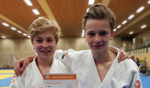 Fil Dekker (links) met zijn valmaat Jonne.