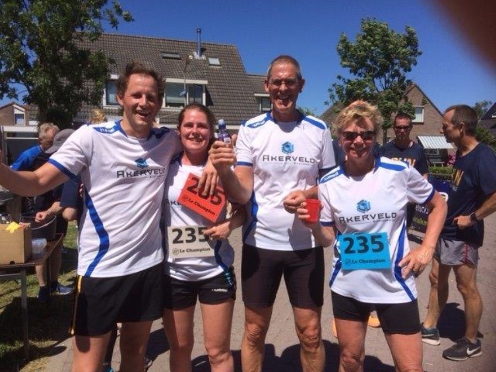 Het team van e.
v. t. Akerveld Engineering ingenieursbureau.