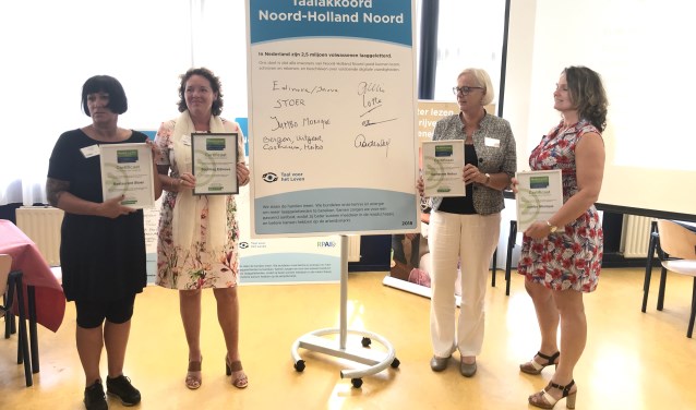 Op de foto v.l.n.r.: Lotte Mol (STOER), Petra van der Klei (Inova), Elly Beens (wethouder Heiloo) en Monique Ravenstijn (Jumbo Zwaagdijk). 