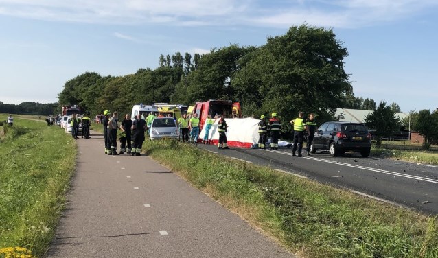 Veel hulpdiensten aanwezig bij dodelijke aanrijding op N203.