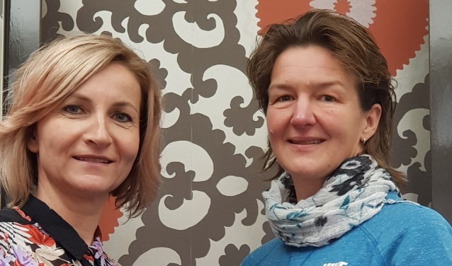 Initiatiefnemers van de Gezonde Route Akersloot: links Carola Sander en rechts Anita Veldt