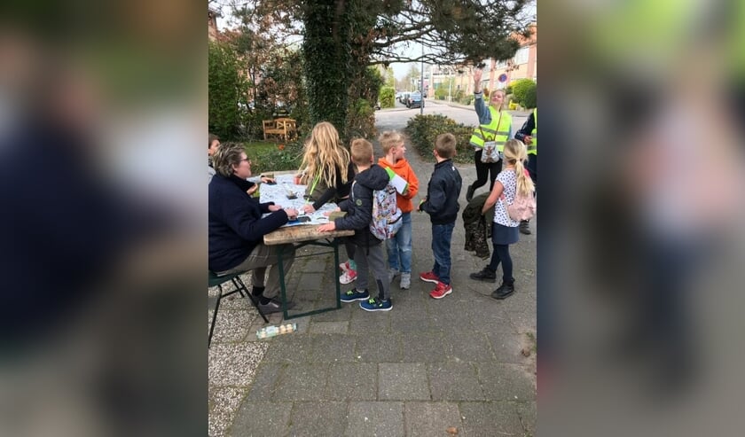 Dringen geblazen bij de stempelpost