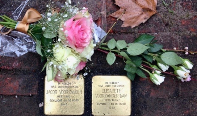 Tijdens de fietstocht wordt bij alle 26 Stolpersteine gestopt en wordt het verhaal over de personen op de steen verteld.