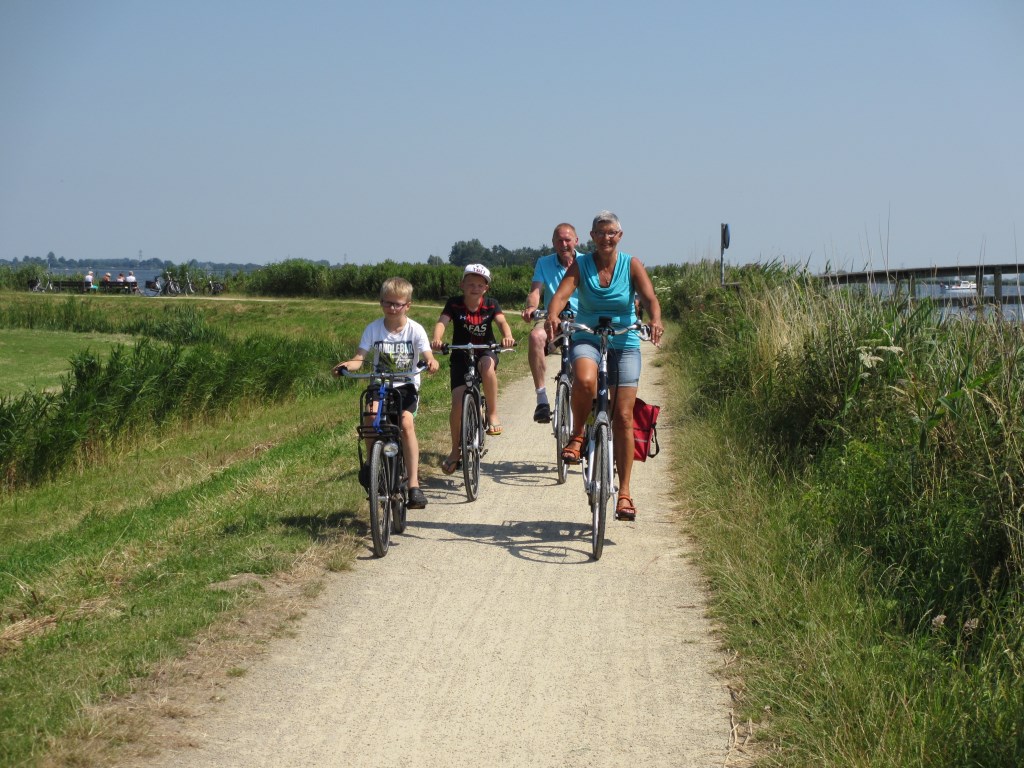 De fietspaden zijn tijdelijk afgesloten.