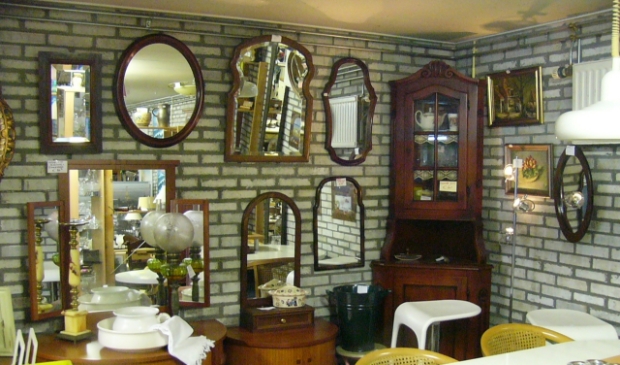 vintage meubels en accessoires