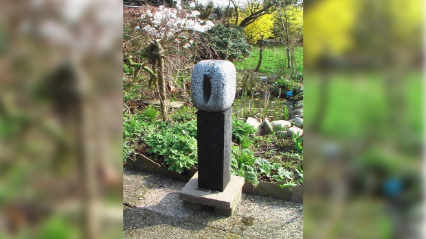 Abstract met oog, Belgische Hardsteen