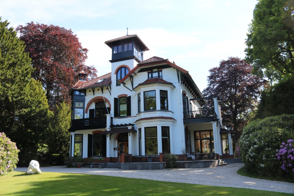 Tindalvilla Bussum