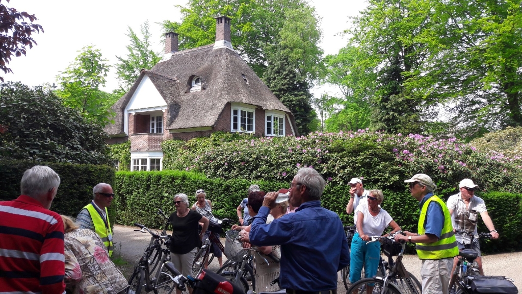Rozenlaantje Laren 