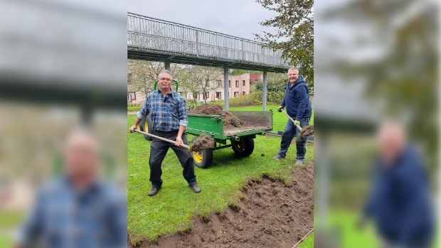 Grondwerkzaamheden voor fundering kas