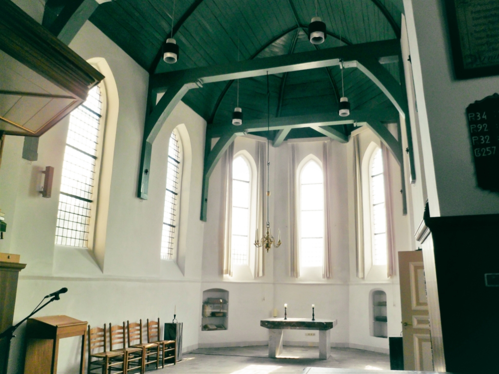 Het koor van de kerk