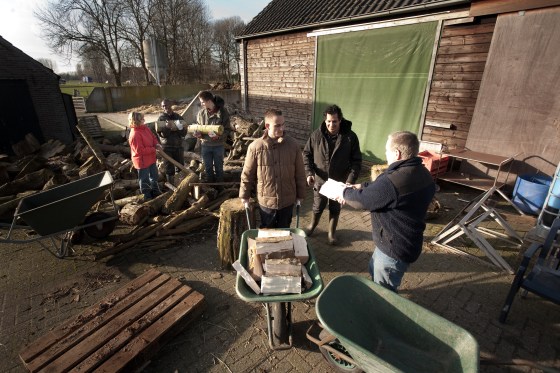 Elke dag werken er ongeveer tien hulpboeren mee bij Hoogerlust