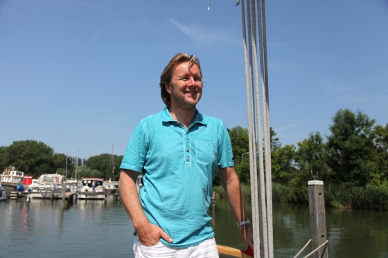 Piek Vossen in het WeesperNieuws: 'Voor onze dochters is Weesp heerlijk om op te groeien'