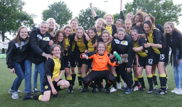 Het gepromoveerde Dames 1 doet ook mee.