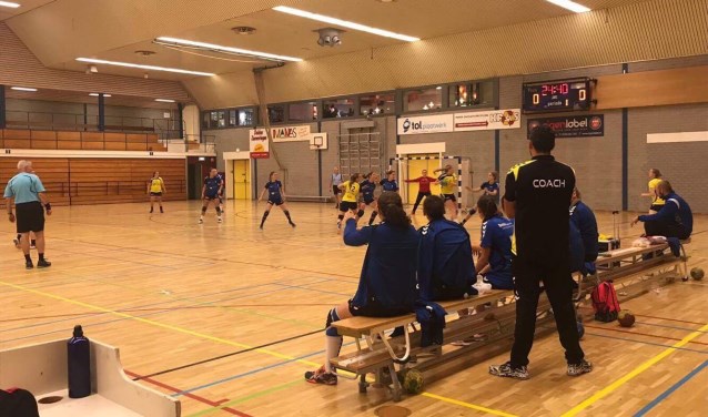 SV Zeeburg werkte diverse oefenduels af.