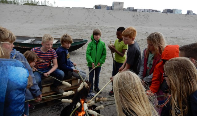 Brood bakken op VrIJland.