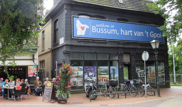 Het Vonk-gebouw is nu van de gemeente. Dat het verkocht wordt lijkt niet waarschijnlijk.