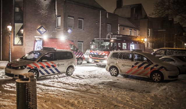 Hulpdiensten voor het politiebureau.