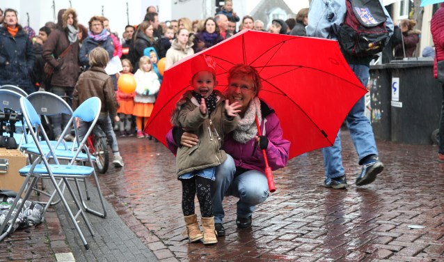 Met een paraplu heb je overal feest.