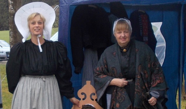 Gerdine Klijn en Monique Vos geven een Hollands tintje aan Duits festival.