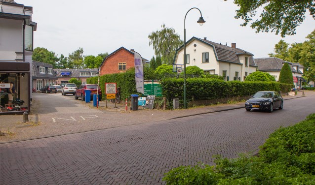 Het terrein van Van den Brink & Thuys is door Van der Wardt Bouw Eemnes aangekocht voor de bouw van een hotel.