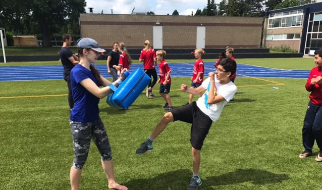 Kickboksen in het Engels.