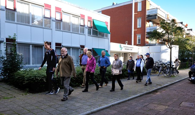 De wandelclub is een van de activiteiten van SWD.
