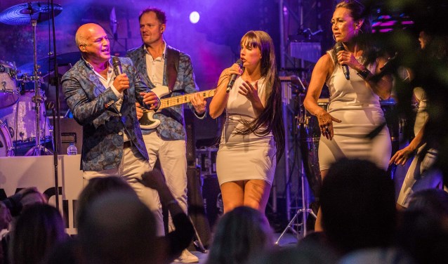 Sonny's Inc., de partyband uit Laren.