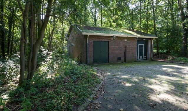 Plofhuis nummer 7, hier op een foto van vorig jaar, is geschikt gemaakt als minitheater. Zaterdag is de opening.