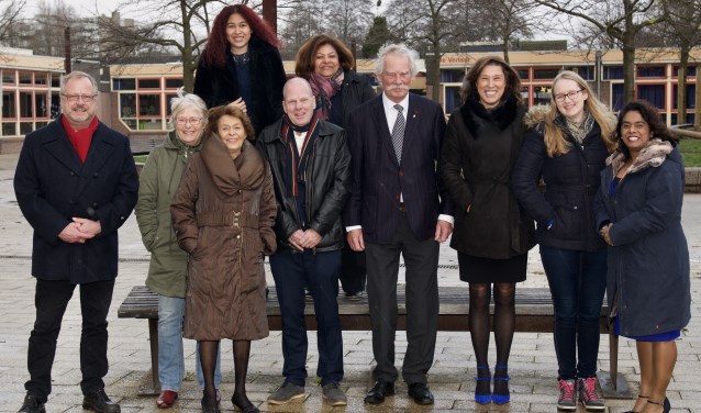 De kandidaten van Ouderpartij Diemen voor de gemeenteraadsverkiezingen op 21 maart.