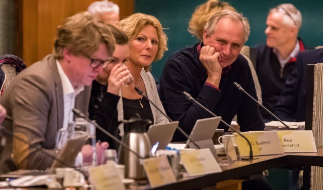 Mirjam Kooloos van Leefbaar Hilversum vindt dat de politiek niet moet blijven afschuiven, maar in actie moet komen.