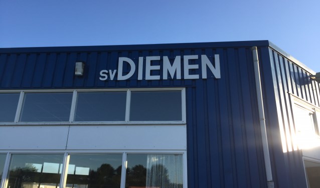 SV Diemen neemt binnenkort een besluit over het rookbeleid bij de club.