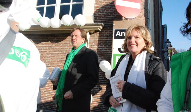In 2010 was Pechtold in Weesp, samen met Pia Dijkstra.