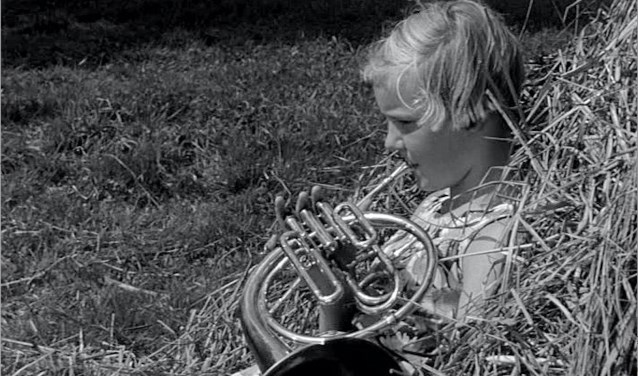 Titie Mol speelt een belangrijke rol in 'Fanfare' en neemt 23 oktober het eerste boek in ontvangst.