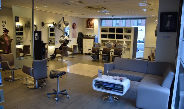 Marco's Hair & Beautysalon is drie dagen een vuurwerkshop.