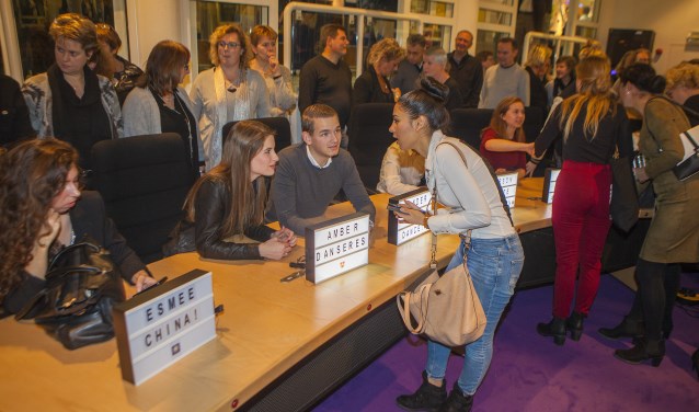 Vorige keer speelden de '17 van '17' een belangrijke rol. Jongeren die iets speciaals hadden gedaan in dat jaar waren uitgenodigd.