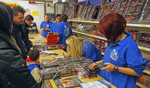 De vuurwerkverkoop bij Witbaard.