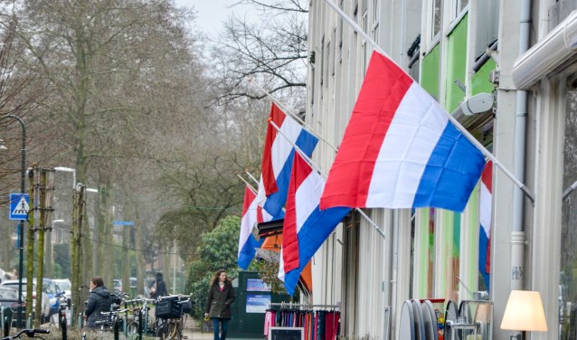 Januari: de H.K. Onnesweg rouwt om Peter Kuijer.