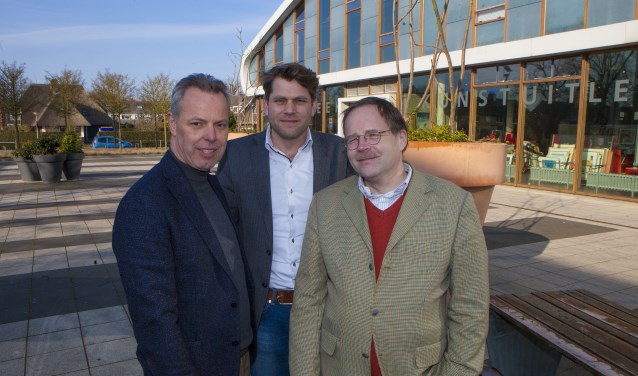 Lijsttrekkers Wessel Doorn van de CU (l), Rutger Rebel van het CDA (m) en Rob Bource van de SGP (r).
