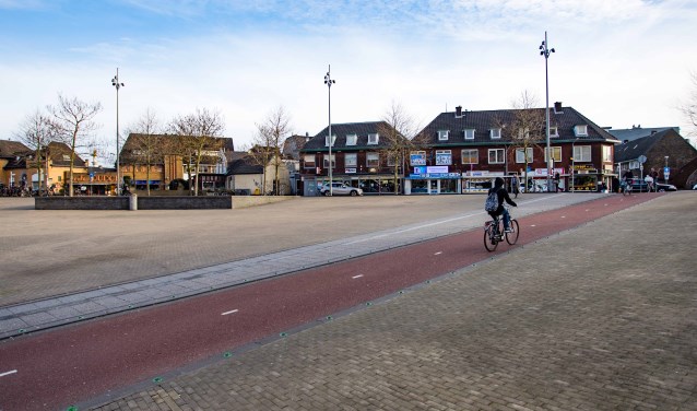 Zaterdag hangen bewoners uit Oost hier een groot spandoek.