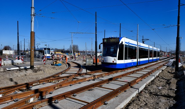 Een van de plannen: Tram 9 bij de Diemense Sniep zou via de McDonald's en de N236 naar Weesp kunnen gaan.