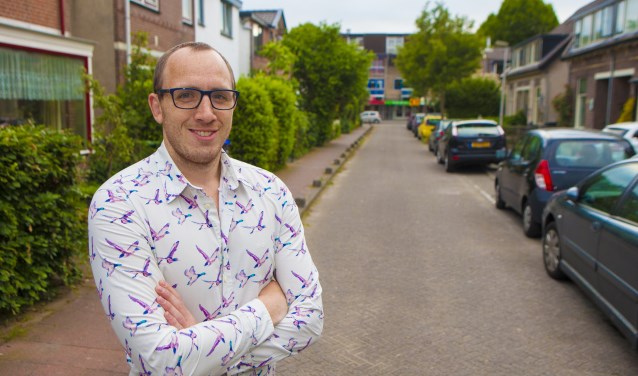 Roy van Leijen heeft een BuurtAED in zijn straat geregeld.