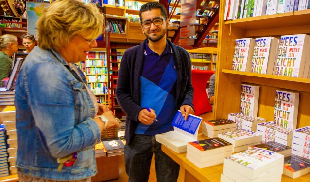 'Wees Onzichtbaar' won de Libris Literatuurprijs 2018.