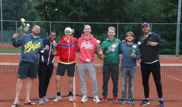 Erik Capiau, Martijn Stolwijk, Michiel Bloem, Léon Ellermeijer, Willem van Voorst, Pedro Azcoitia en Alex Garcia.